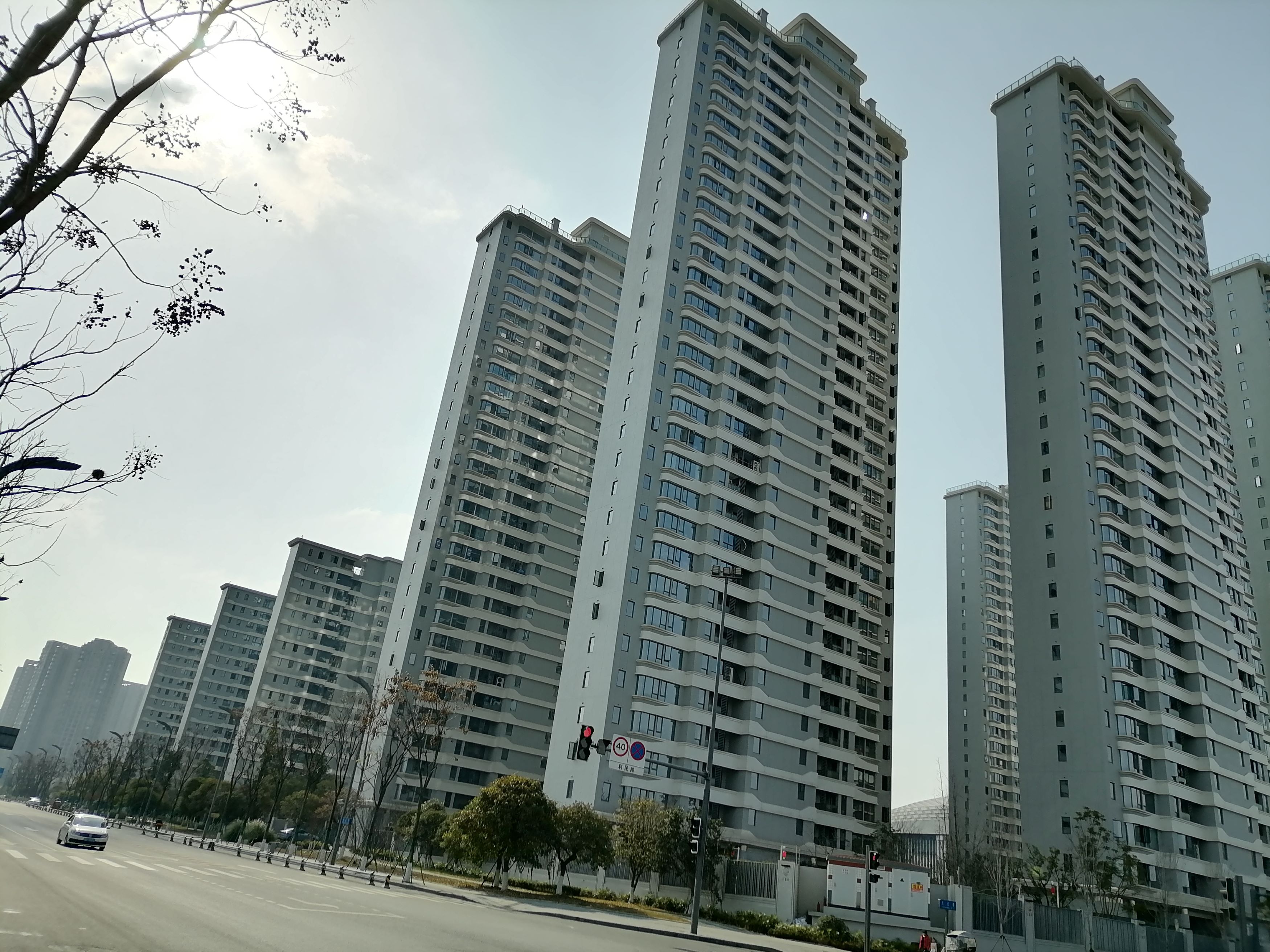 在成都装修房子找家装施工队能省钱，该如何找可靠的装修施工队啦？